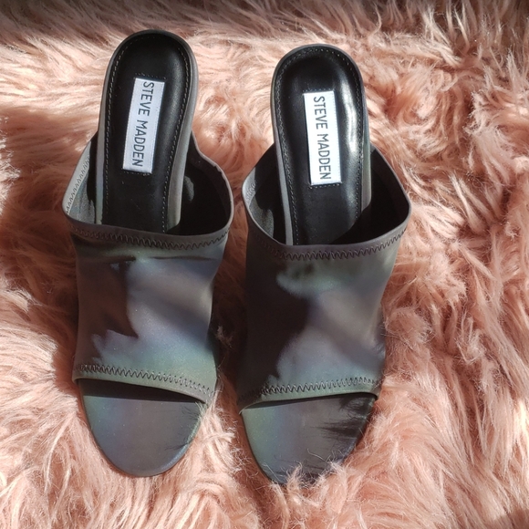 Metallic Steve Madden heels - Picture 6 of 11